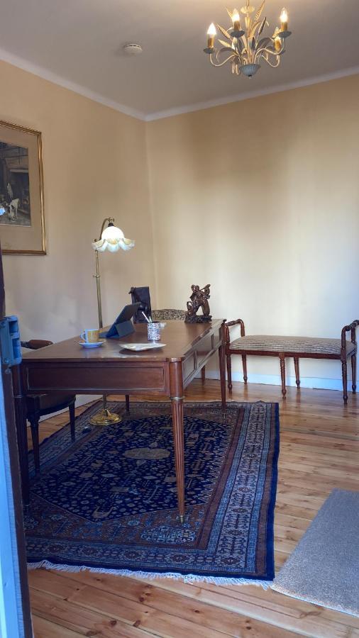 Chez Helene 3 Etoiles, Labellise Disabled Pmr,Pour 4 Personnes Chiens Bienvenus-Pet Friendly Appartement Bourg-Madame Buitenkant foto
